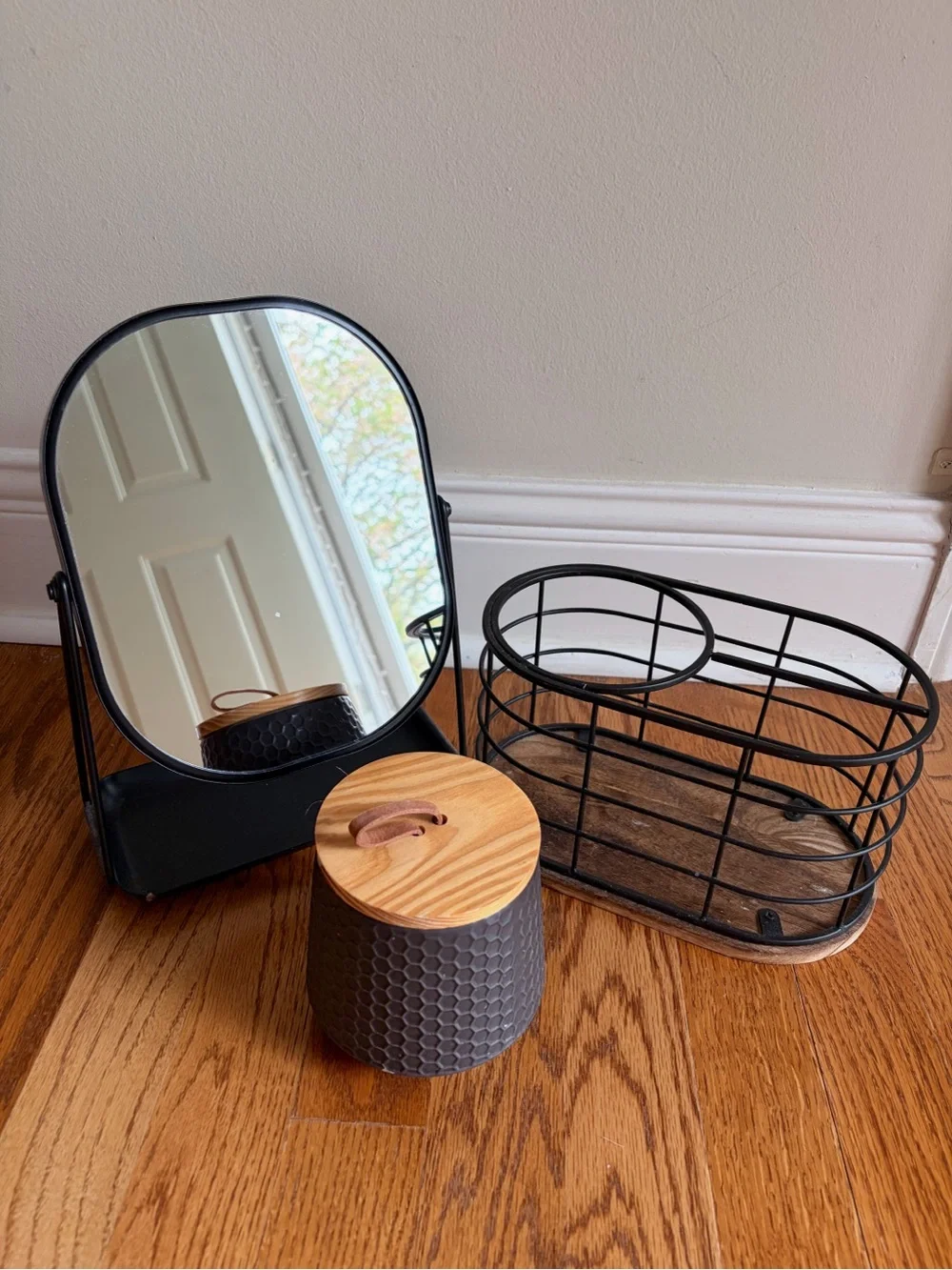 Classic Vanity Set